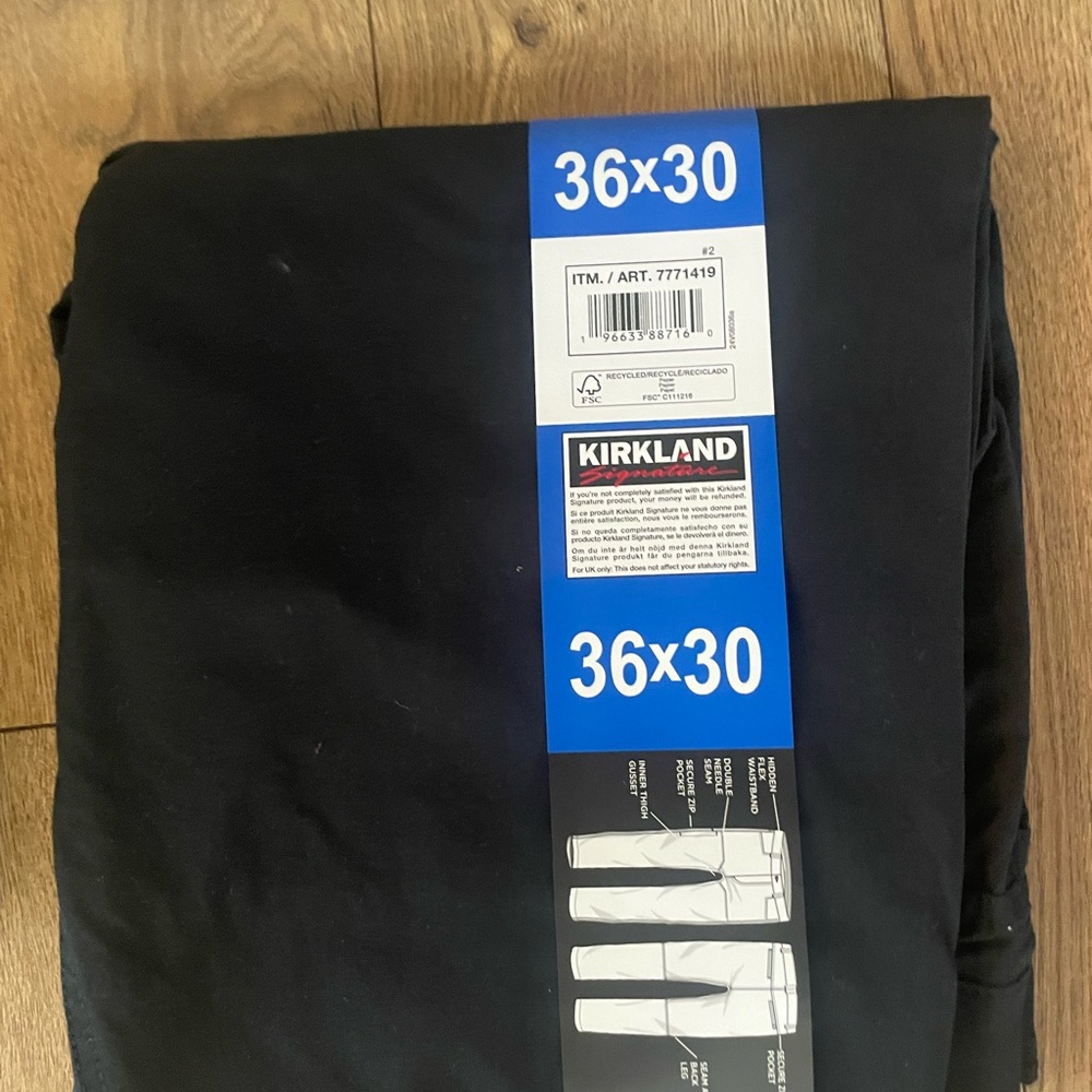 Kirkland Signature Men’s Stretch Tech Pants - Picture 8 of 9